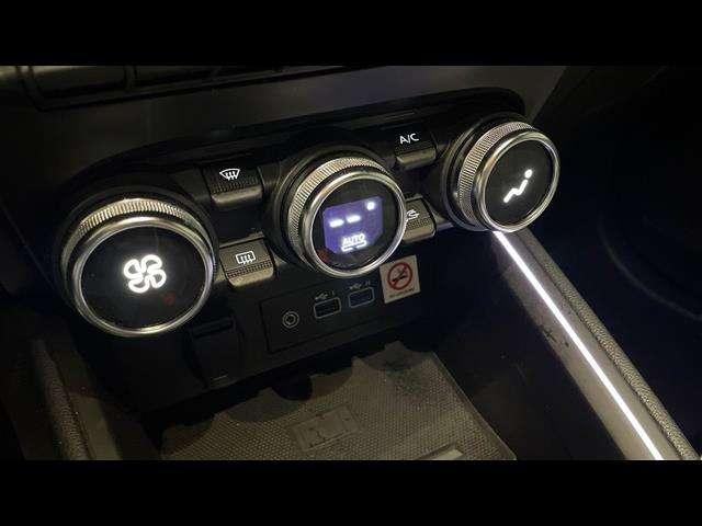 Renault Clio 1.0 tce Techno 90cv