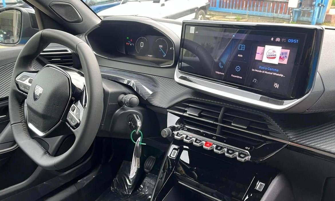 Peugeot 2008 PureTech 100 S&S Allure Pack-Km0-
