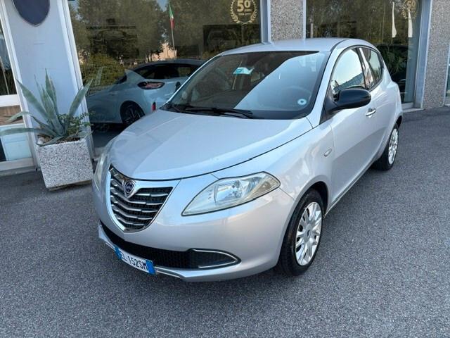Lancia Ypsilon 1.2 69 CV 5 porte S&S Gold
