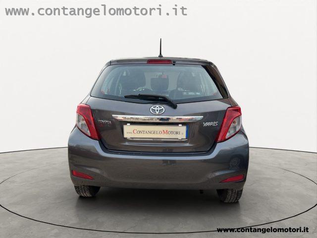 TOYOTA Yaris 1.0 5 porte Active