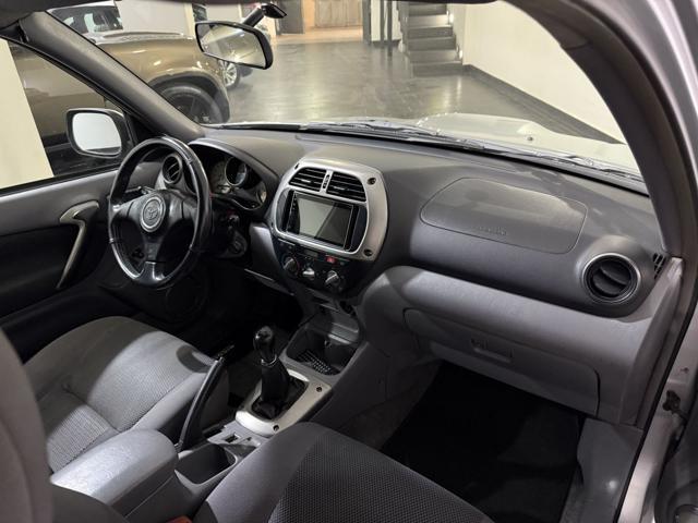 TOYOTA RAV 4 RAV4 2.0 Tdi D-4D cat 3 porte