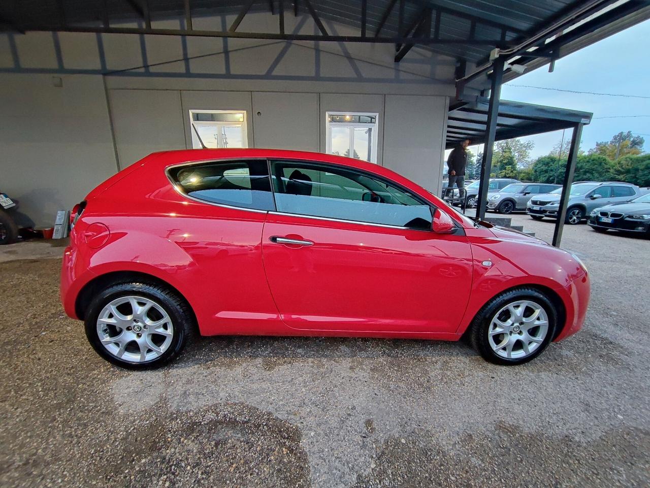 Alfa Romeo MiTo 1.3 JTDm-2 95 CV S&S Distinctive Sport Pack