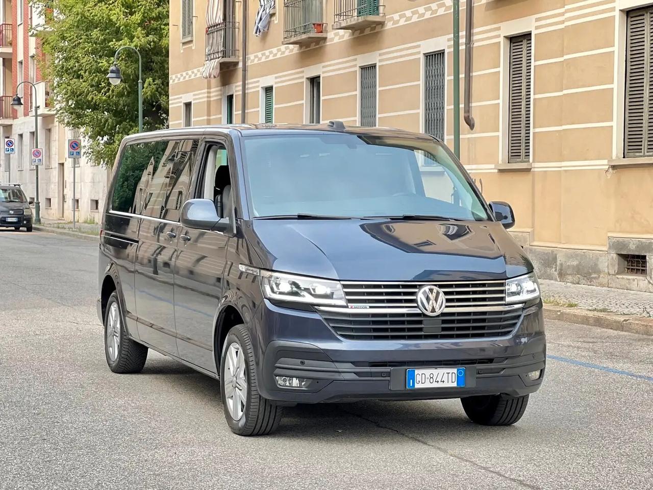 Volkswagen Caravelle 2.0 TDI 199CV DSG 4 Motion PL Cruise