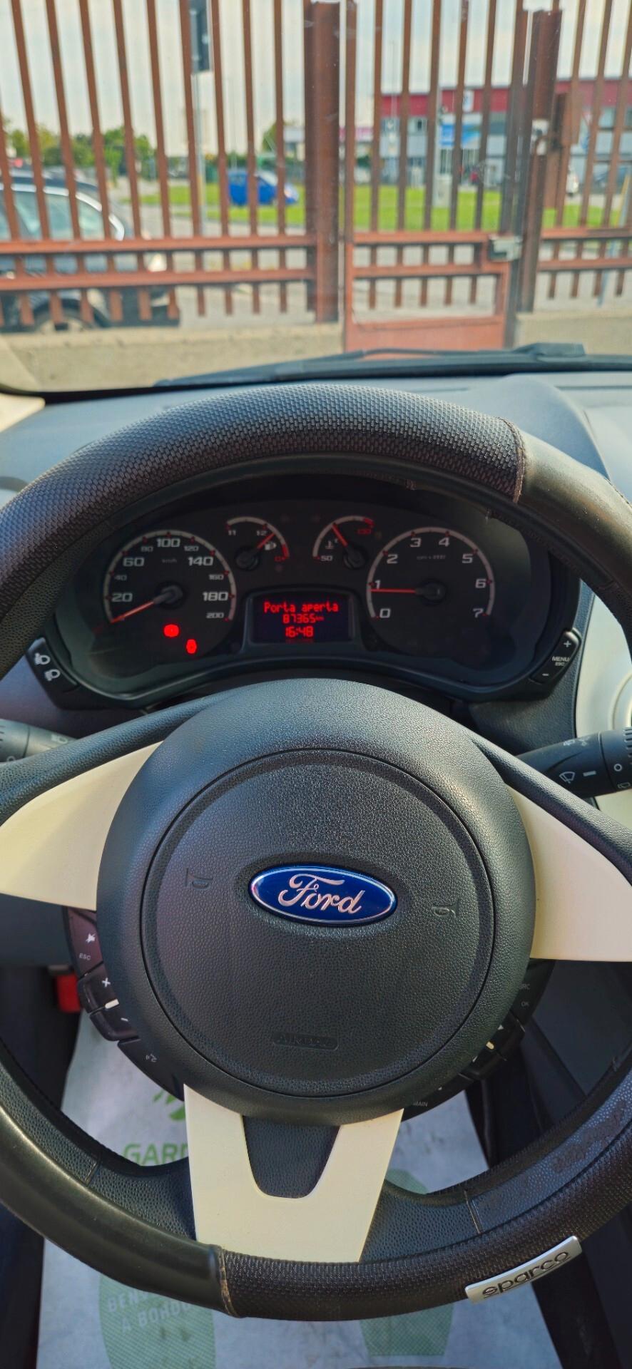 Ford Ka Ka+ 1.2 8V 69CV Titanium