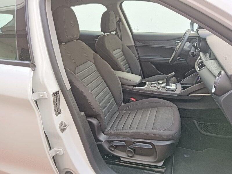 Alfa Romeo Stelvio Stelvio 2.2 Turbodiesel 160 CV AT8 RWD Super