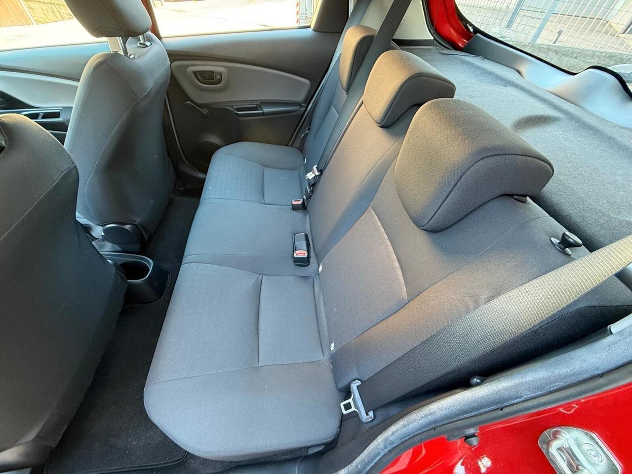 Toyota Yaris 1.5 5 porte Active *OK NEOPATENTATI*