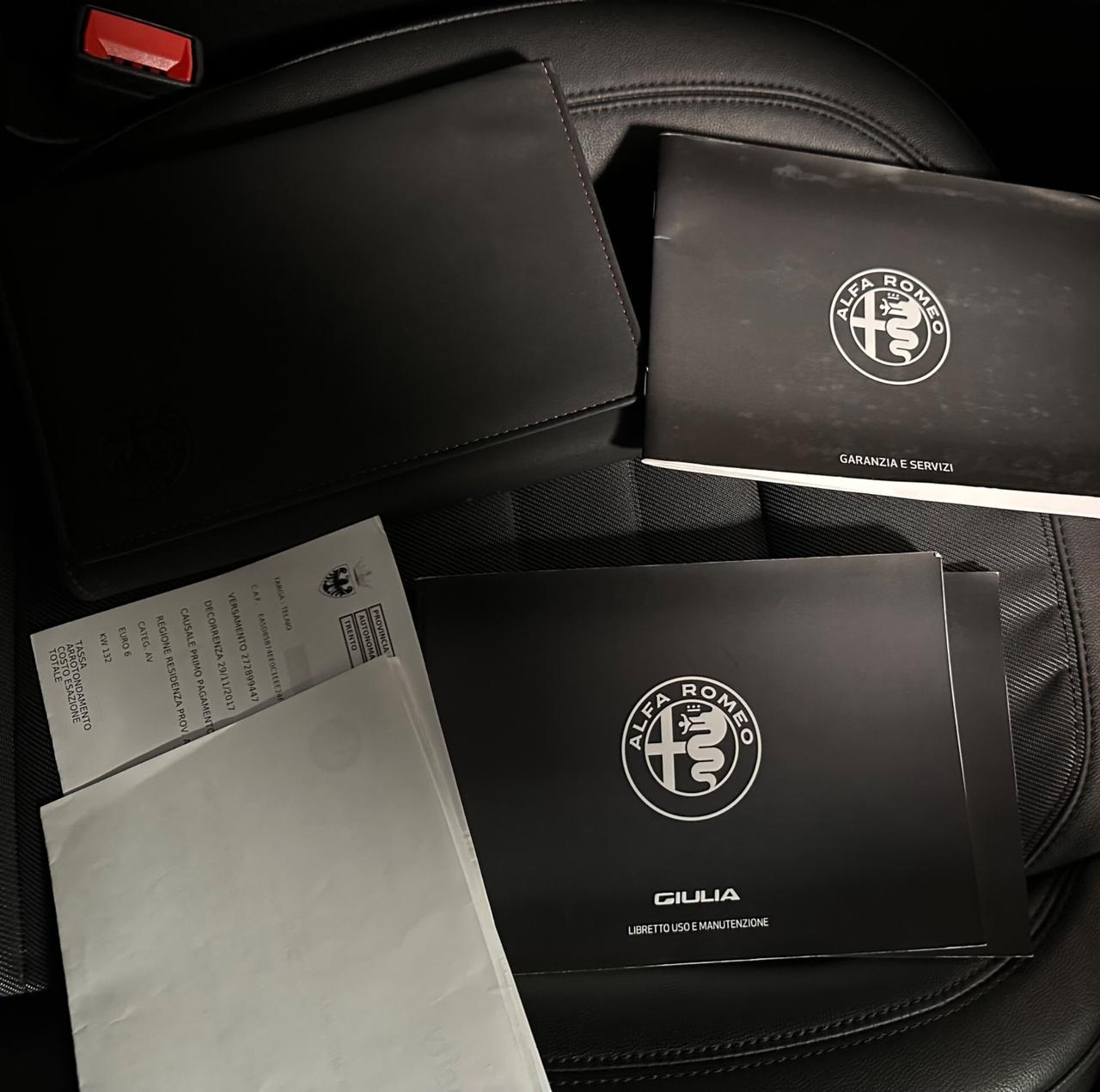 Alfa Romeo Giulia 2.2 Turbodiesel 180 CV AT8 Business Sport Launch Ed.