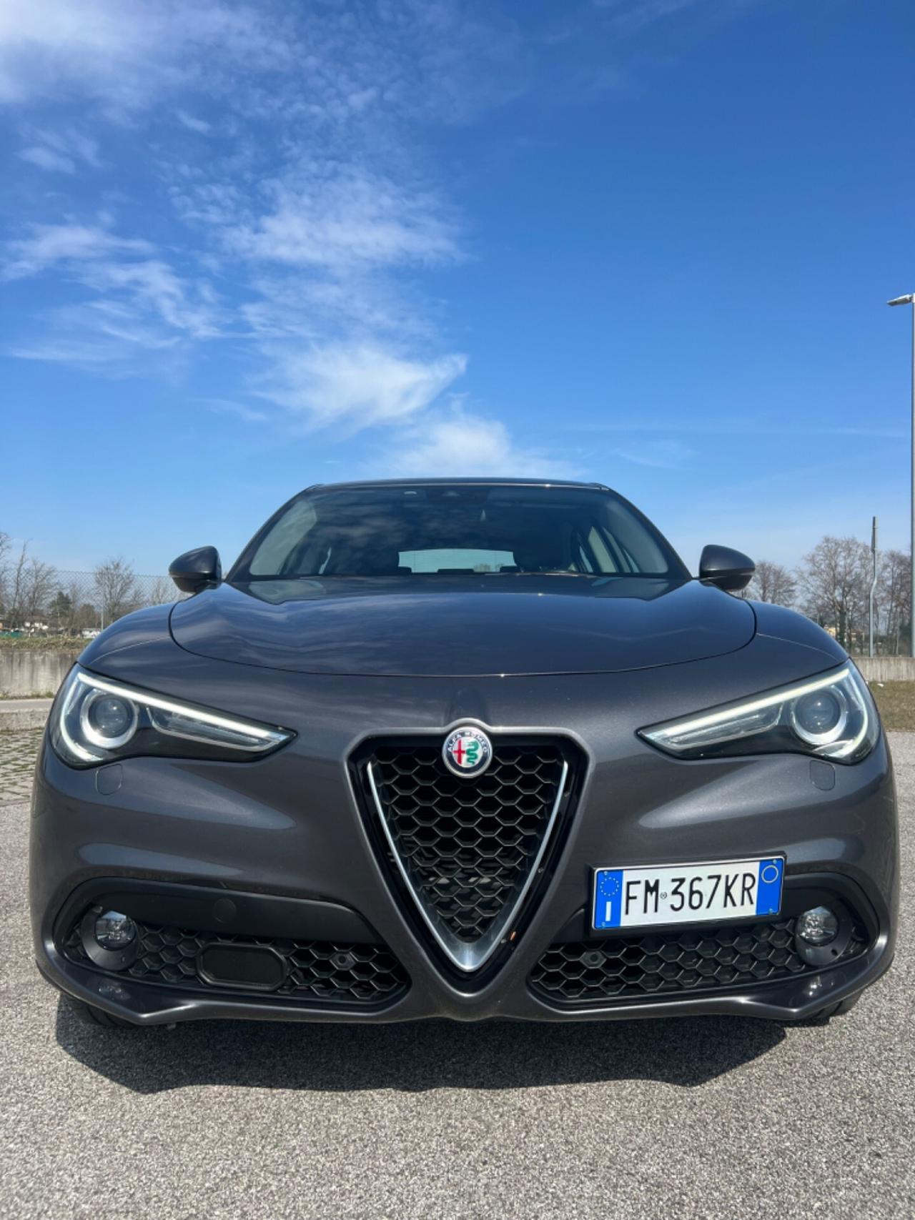 Alfa Romeo Stelvio 2.2 Turbodiesel 210 CV AT8 Q4 Executive