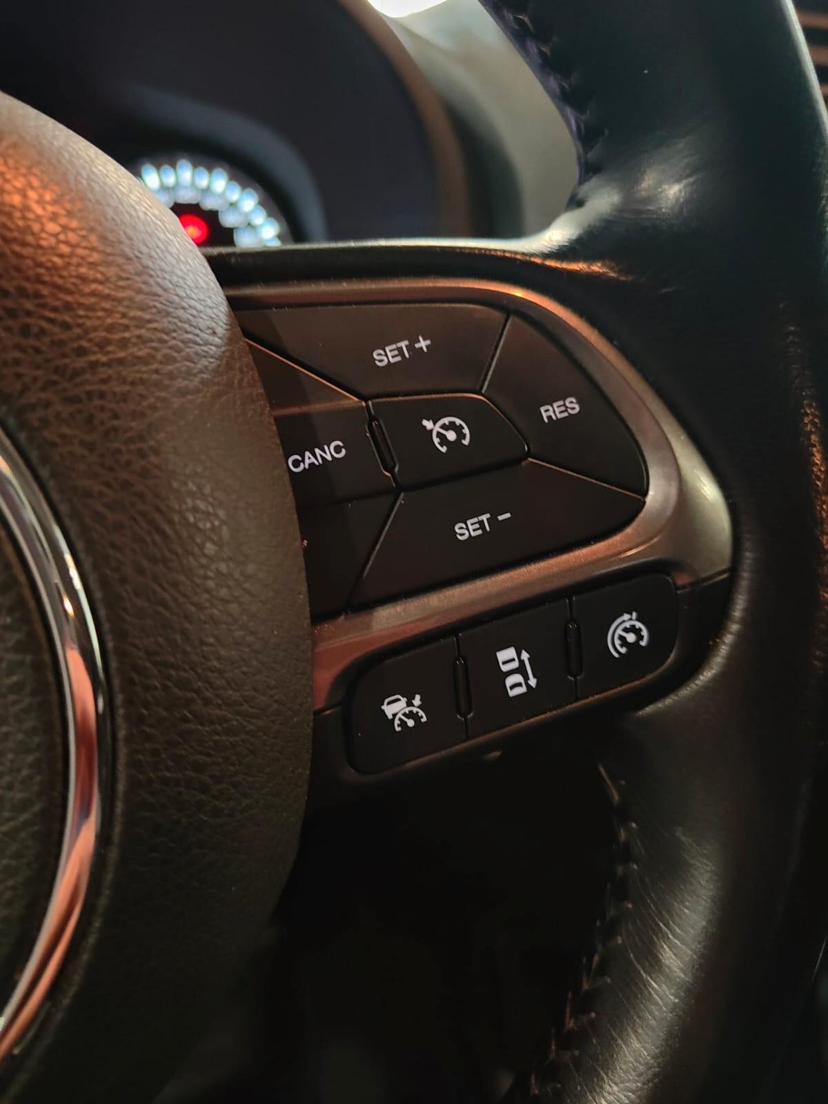 Jeep Renegade 1.6 Mjt DDCT 120 CV Limited