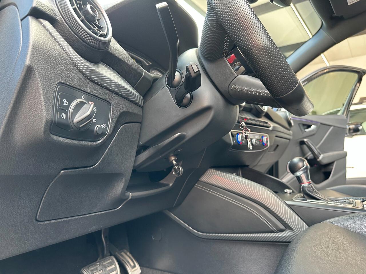 Audi Q2 SQ2 TFSI quattro S tronic