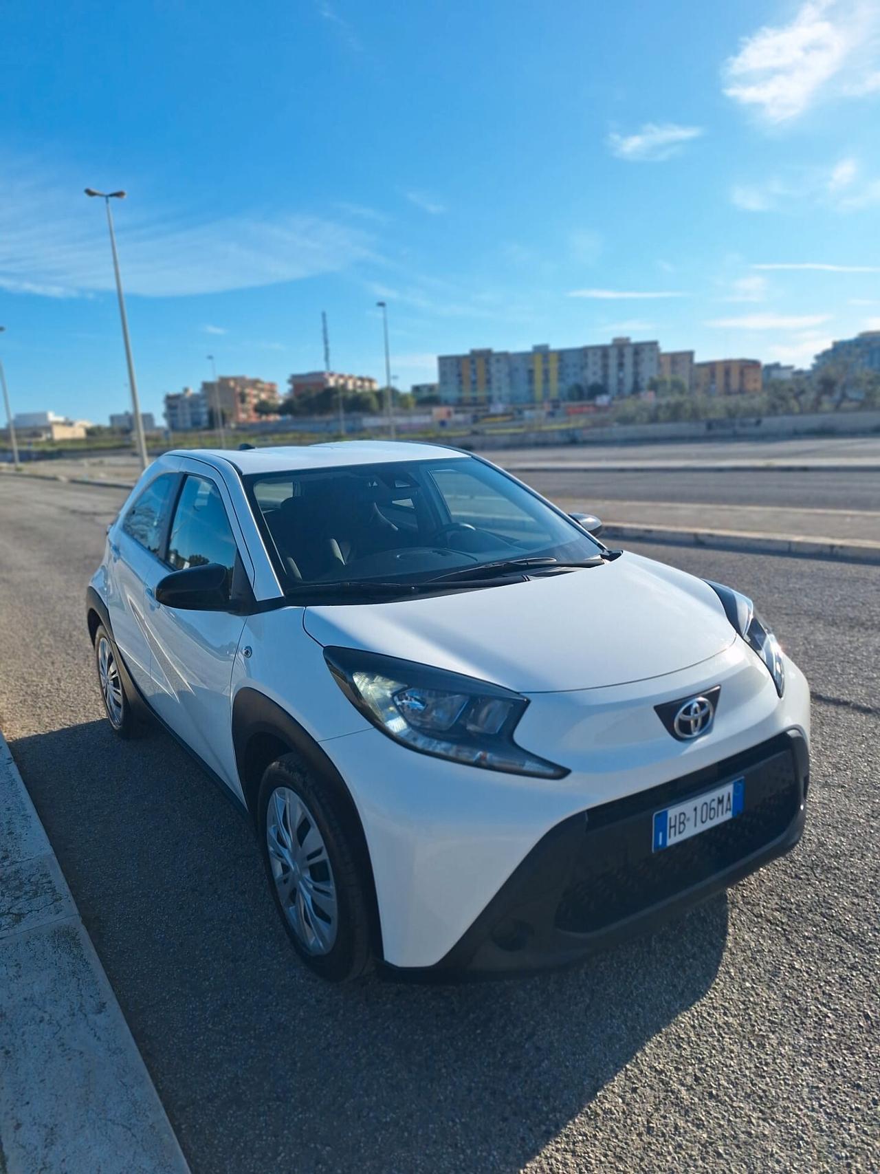 Toyota Aygo X 1.0 VVT-i 72 CV 5P. Lounge S-CVT