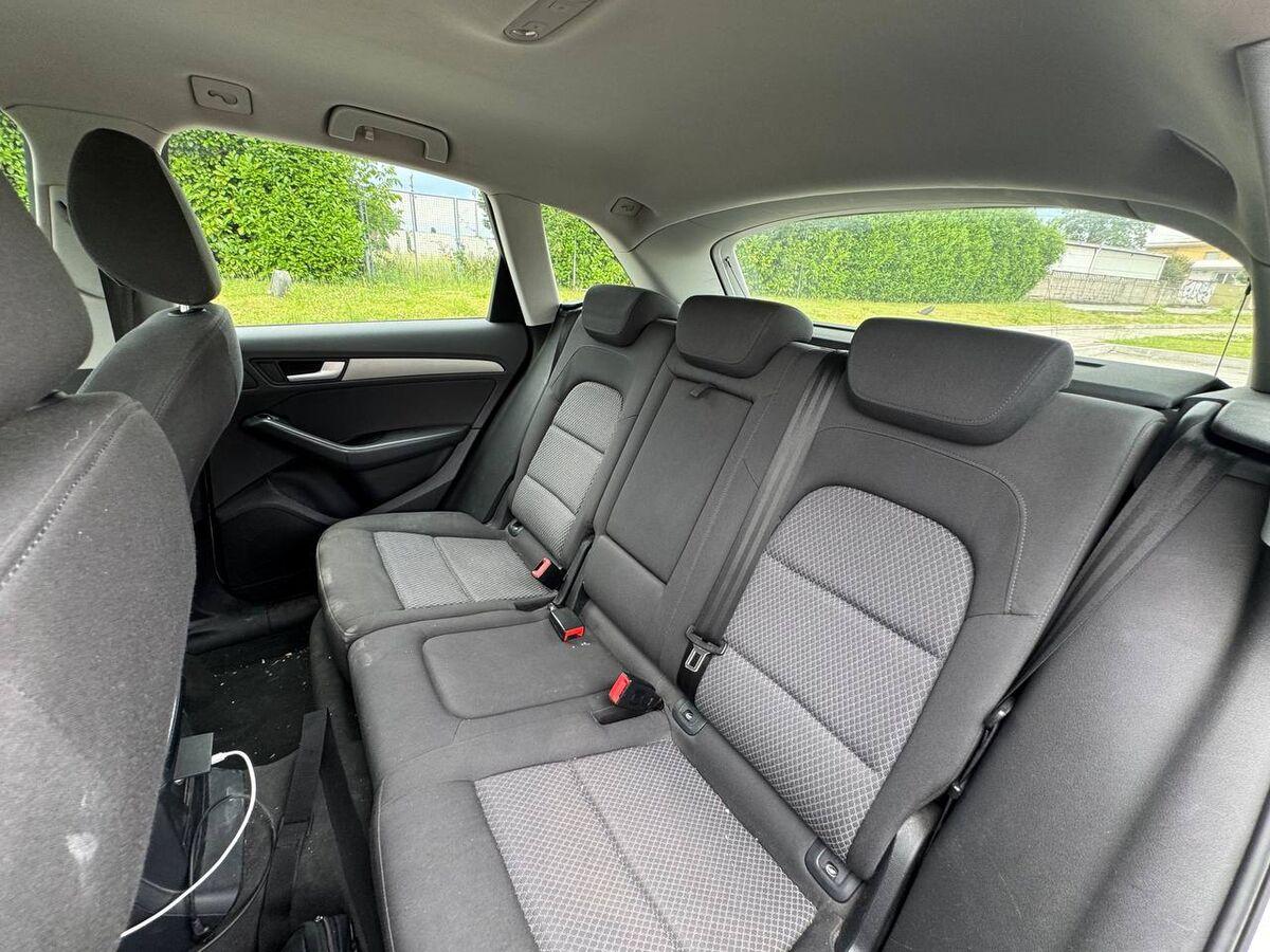Audi Q5 2.0 tdi Business 143cv