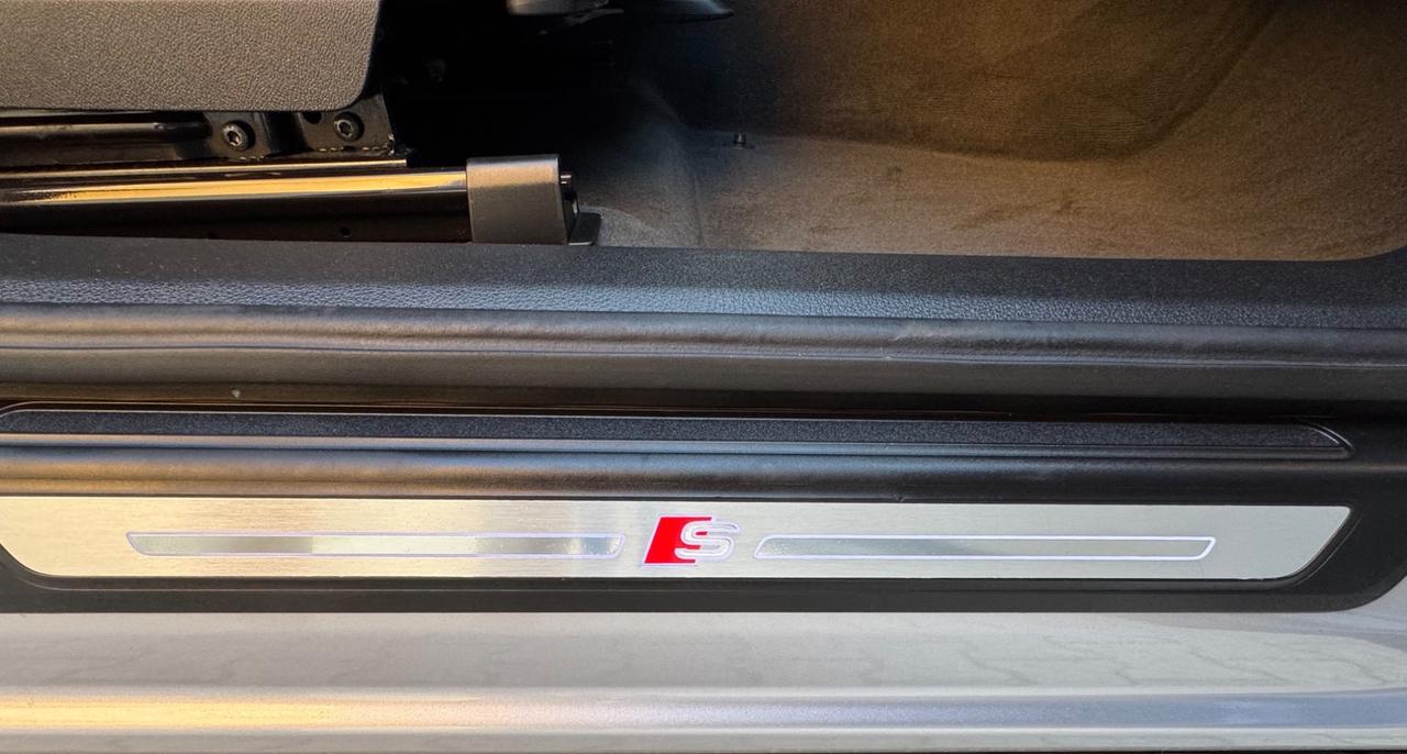 Audi Q5 40 quattro S tronic line plus