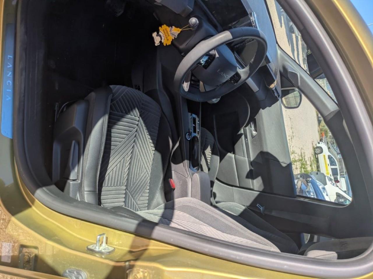 Lancia Ypsilon 51kWh LX 156cv