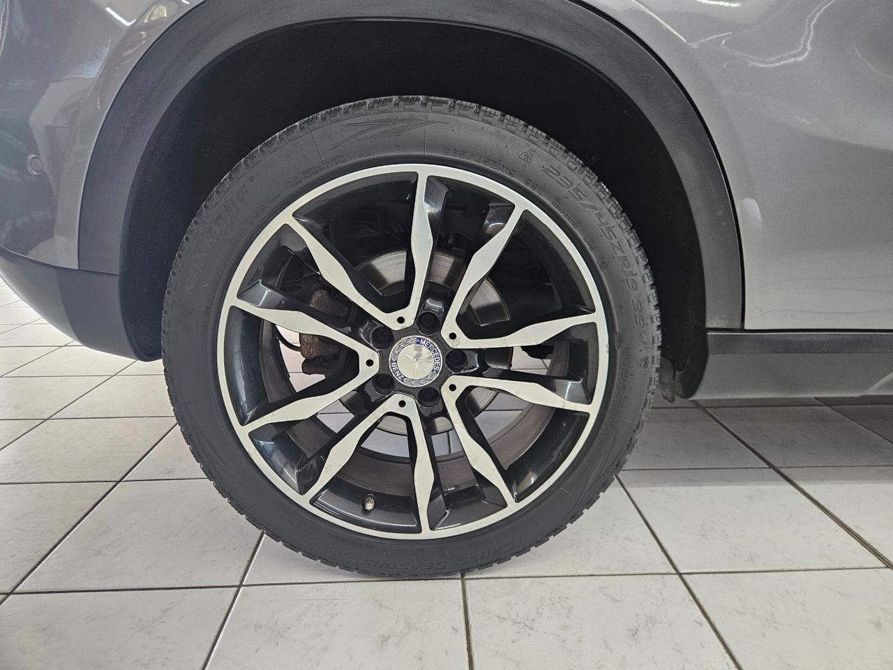 Mercedes-Benz GLA 200 d (cdi) Premium auto - IVA ESPOSTA
