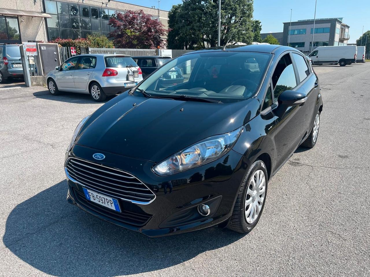 Ford Fiesta 1.5 TDCi 75CV 5 porte **NEOPATENTATI**