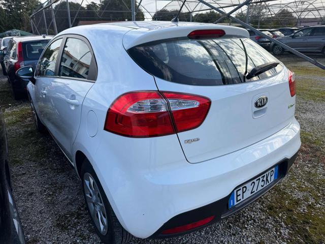 KIA Rio 1.1 CRDi WGT 5p. EX senza nessun lavoro da fare