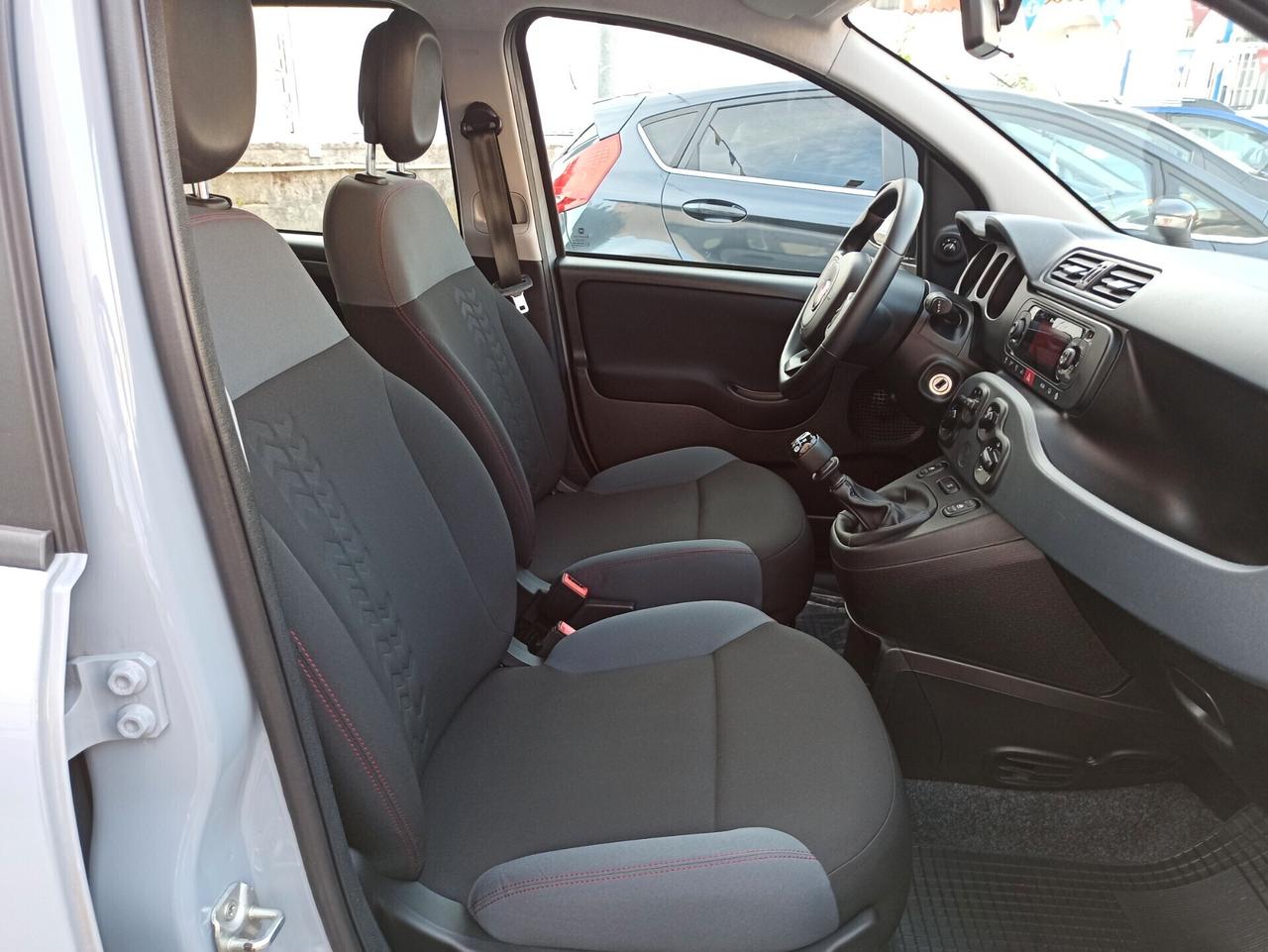 Fiat Panda 1.2 69 cv S&S Connected by Wind
