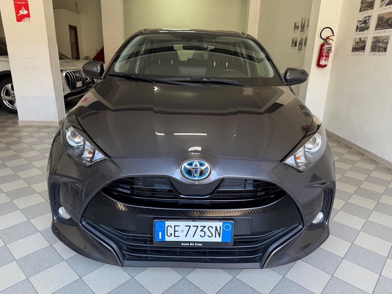 Toyota Yaris 1.5 Hybrid 5 porte Business