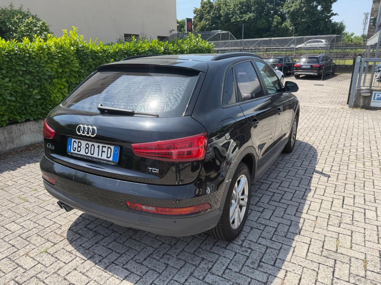 Audi Q3 2.0 TDI S-LINE