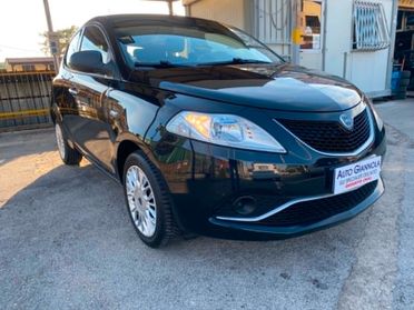 Lancia Ypsilon 1.2 69 CV 5 p. Come Nuova