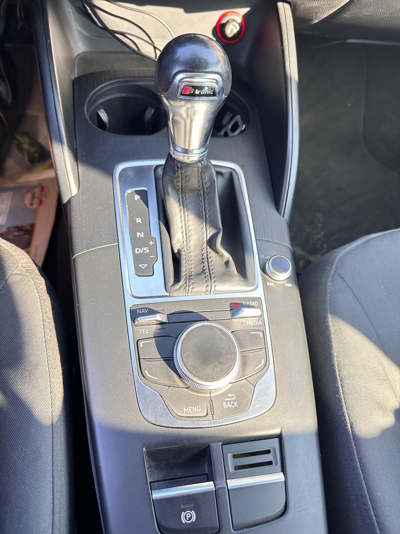 Audi A3 SPB 1.6 TDI S tronic Ambition-2013