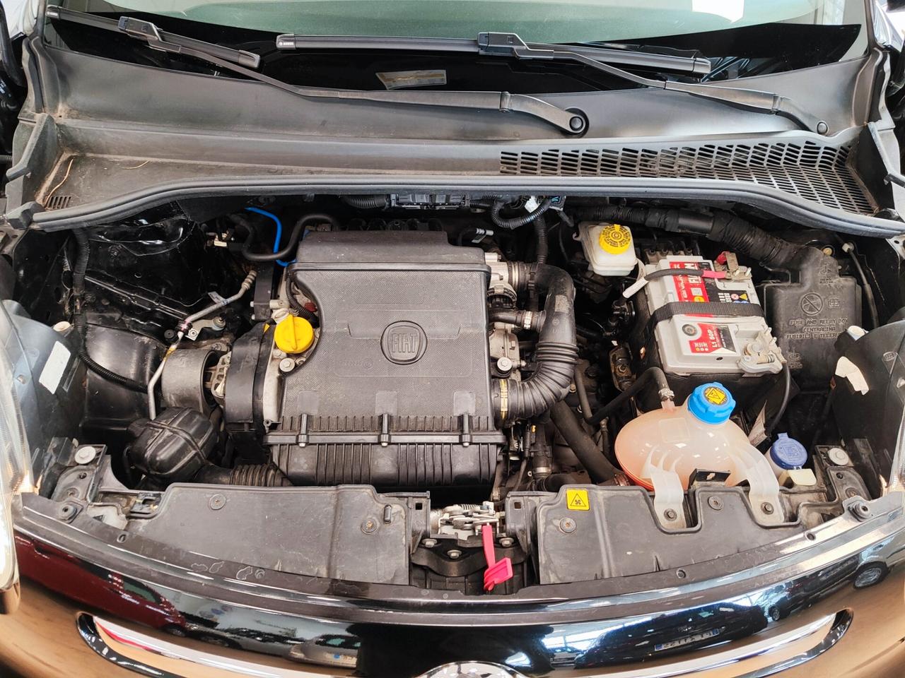 Fiat 500L 1.4 95 CV -BENZINA UNICO PROPRIETARIO-