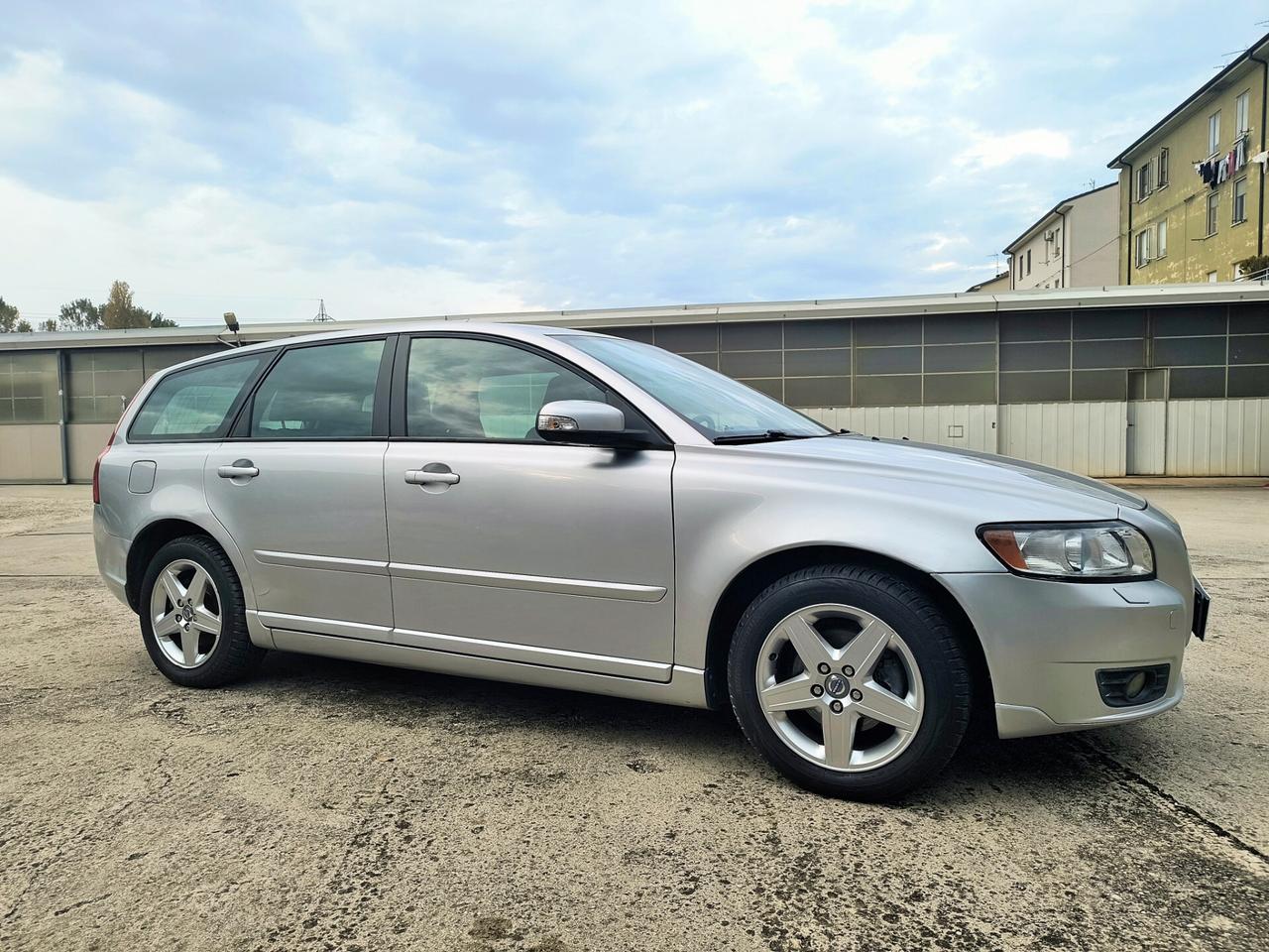 Volvo V50 2.0i Benzina