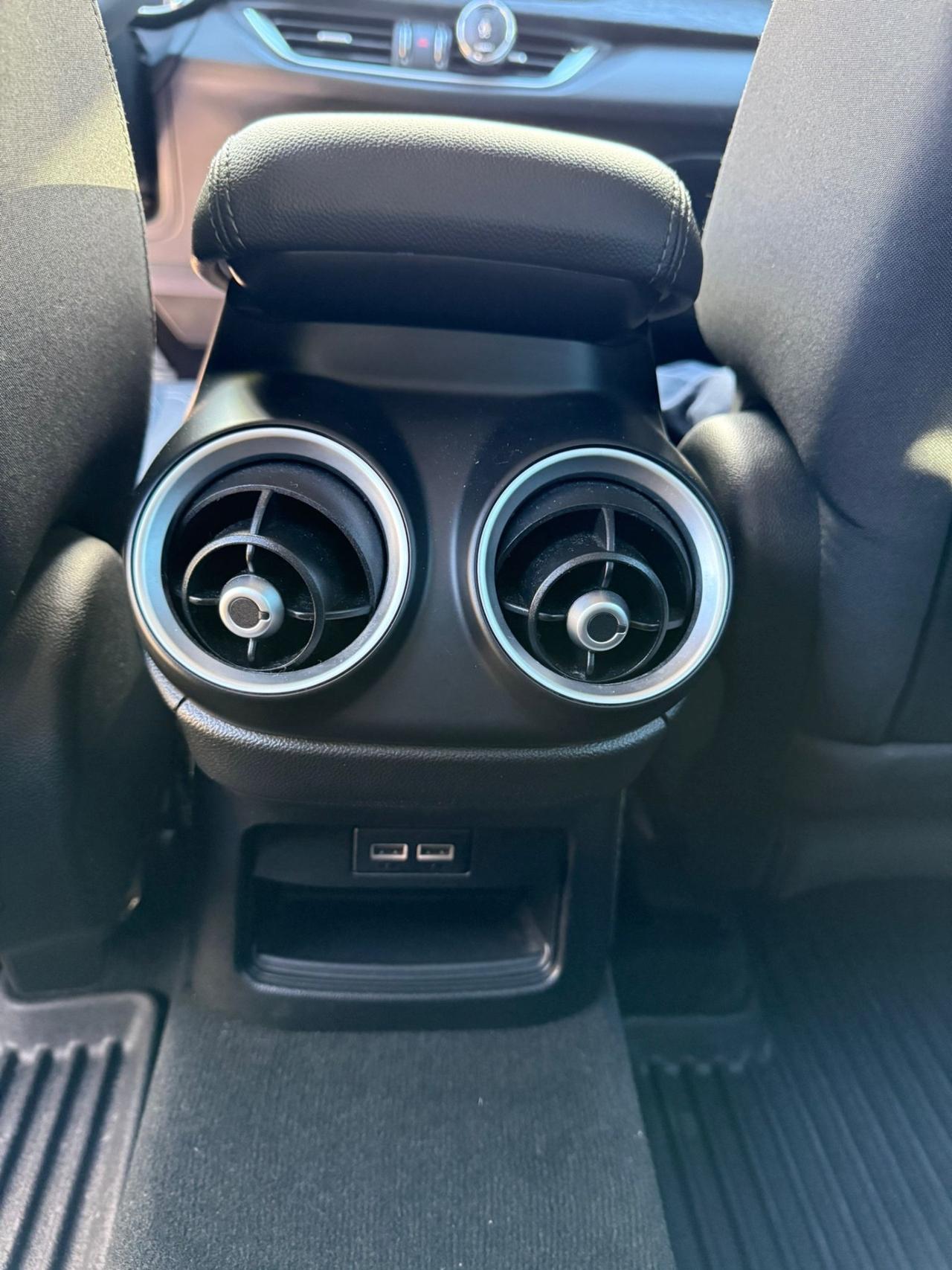 Alfa Romeo Stelvio Restynling - 190 CV AT8 Q4