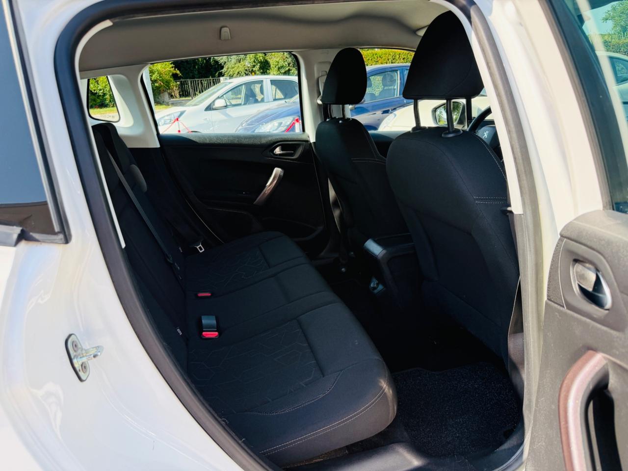 Peugeot 2008 1.2 82cv Active Ok Neopatentati