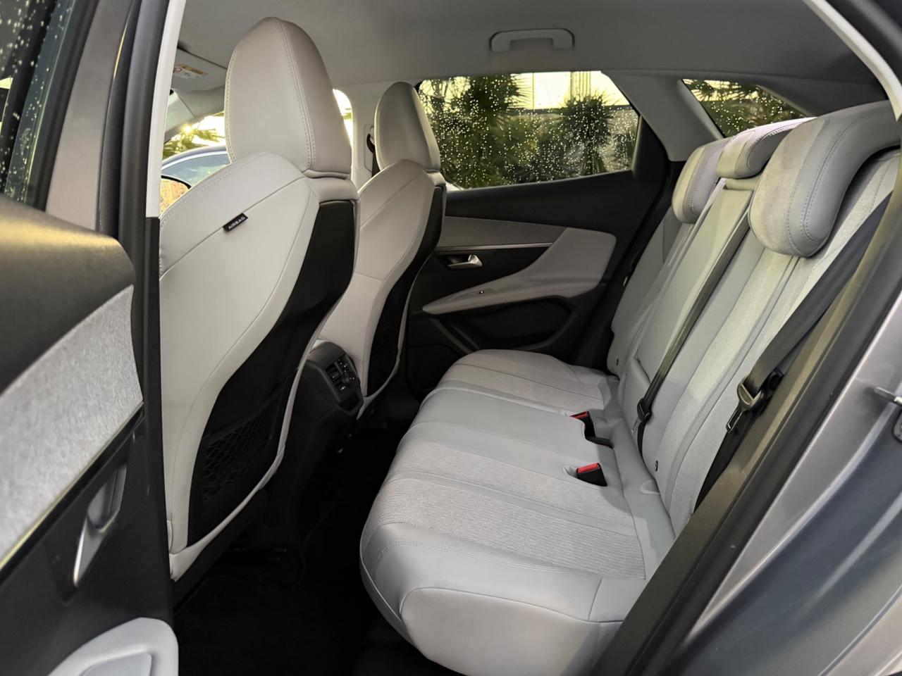 Peugeot 3008 BlueHDi 120cv - euro6 full extra