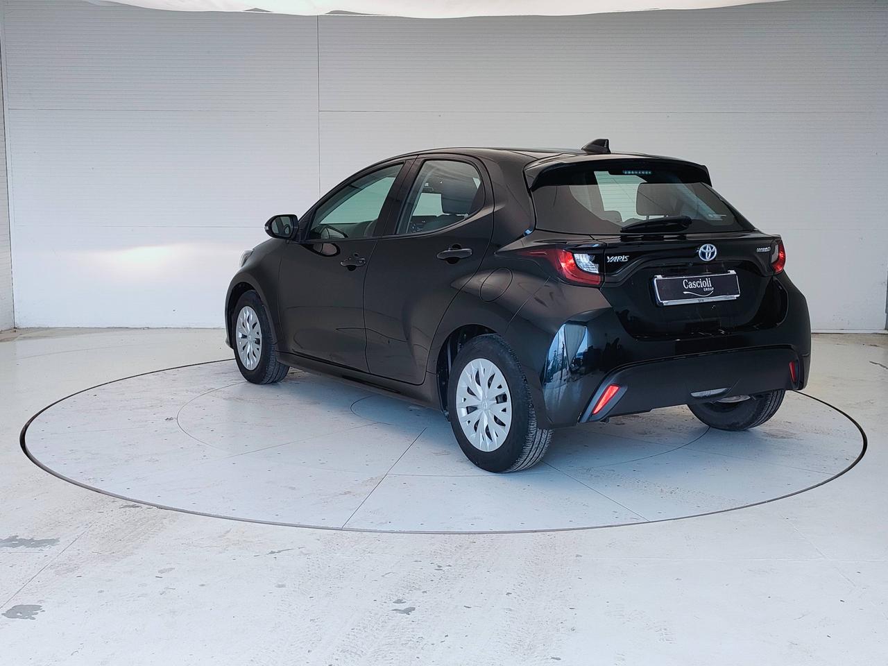 TOYOTA Yaris IV 2020 - Yaris 1.5h Active