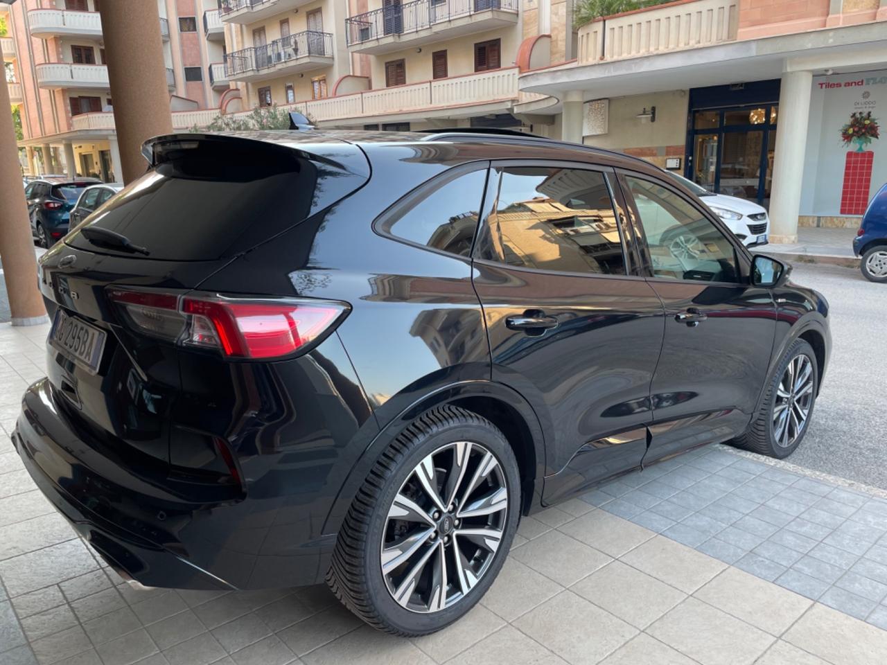 Ford Kuga 1.5 EcoBlue 120 CV aut. 2WD St-Line TETTO NAVY LED 20