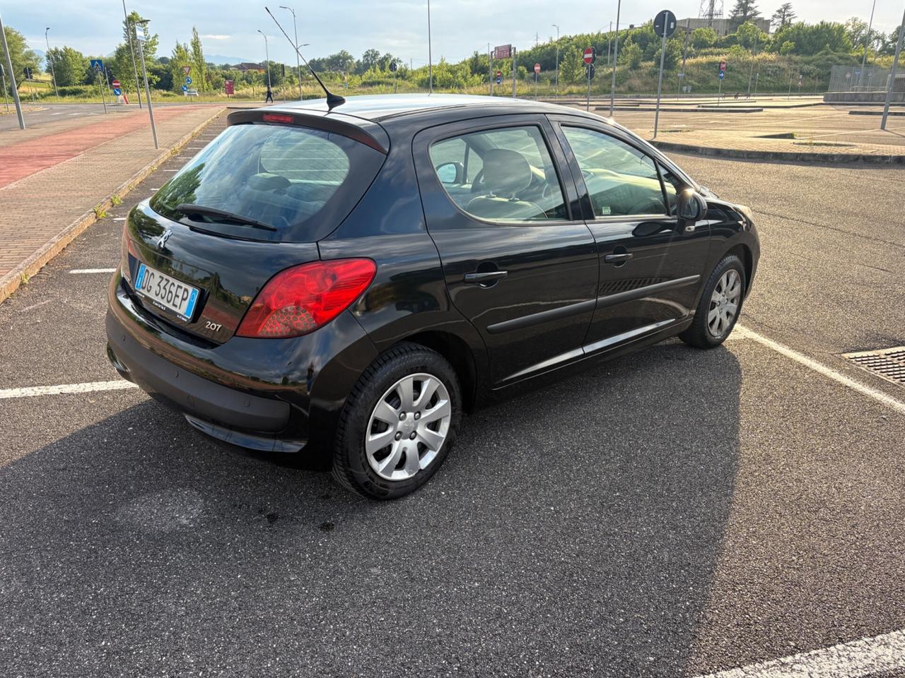 Peugeot 207 1.4 HDi*XNEOPATENTATI*2007*PERFETTA