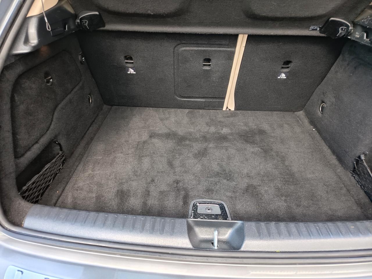 Mercedes-benz GLA 180 d Automatic Premium