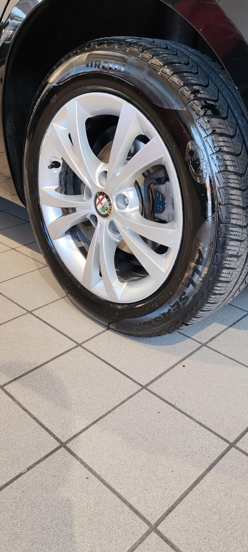 Alfa Romeo Giulietta 1.6 JTDm-2 105 CV Exclusive