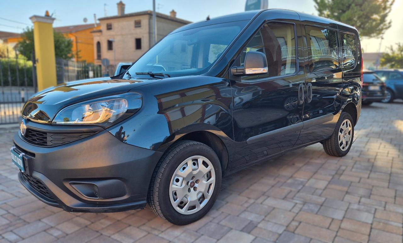 FIAT DOBLO 1.4 T-JET METANO 7 POSTI