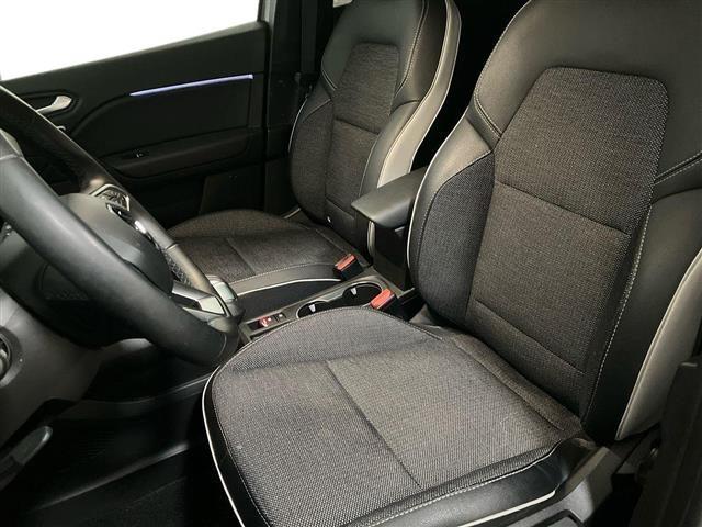 RENAULT Captur 1.6 E-Tech hybrid Techno Fast Track 145cv auto