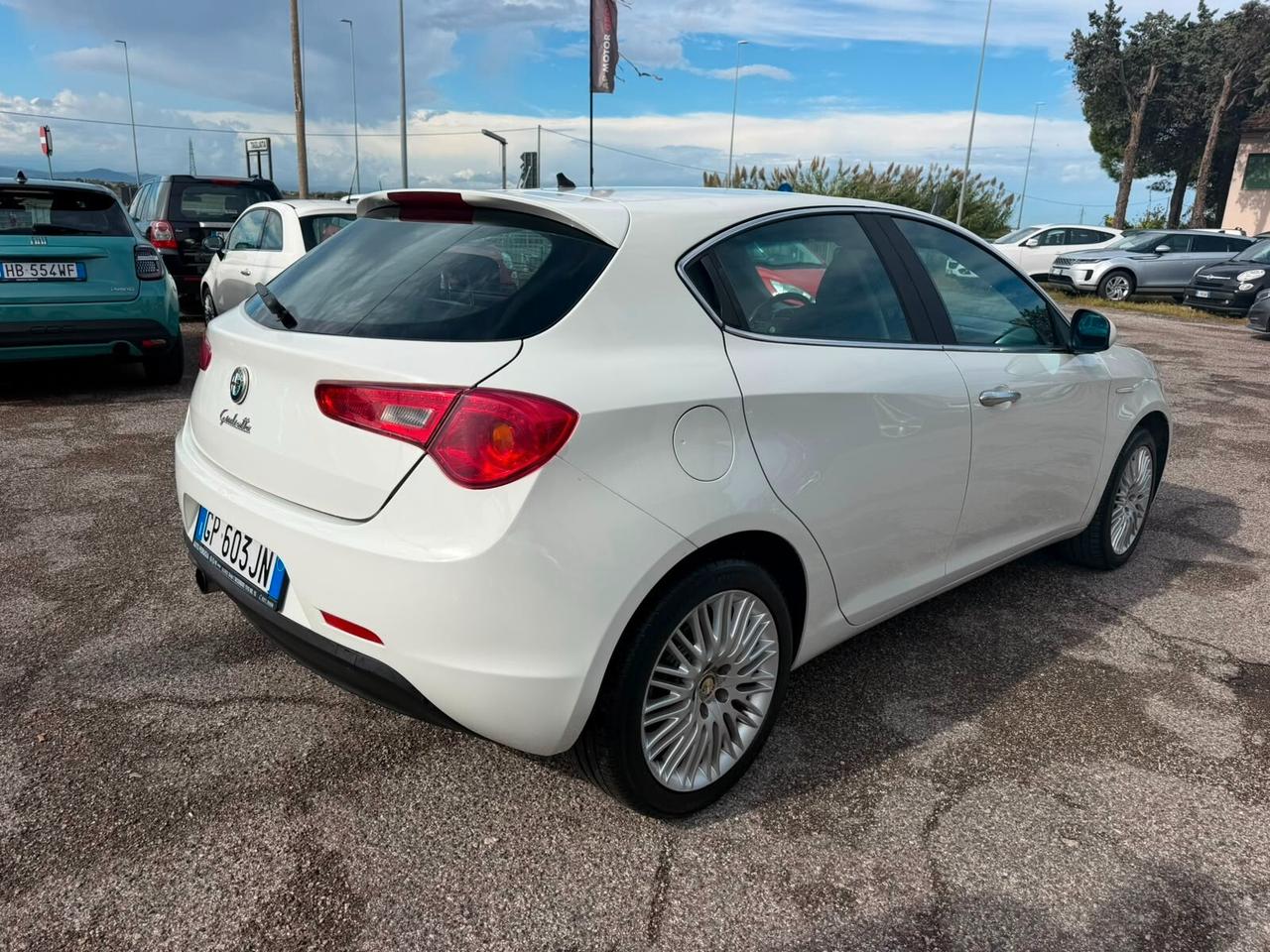 Alfa Romeo Giulietta 1.4 Turbo MultiAir TCT Distinctive