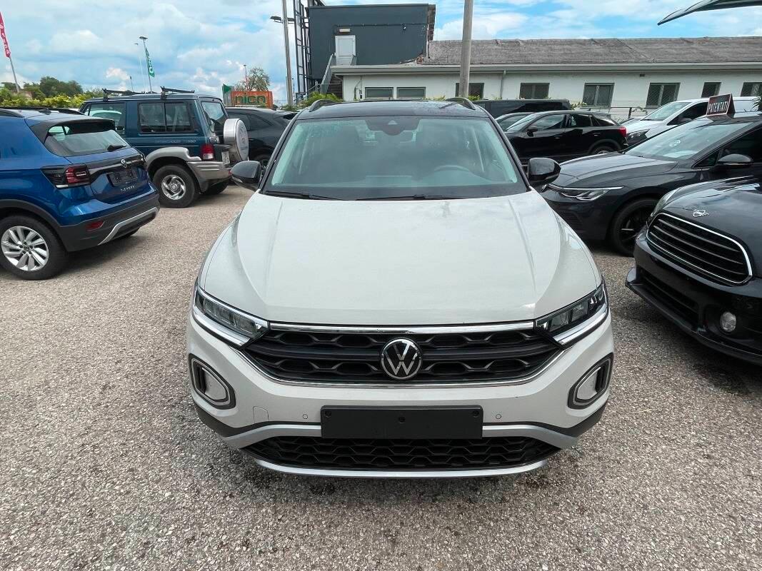 Volkswagen T-Roc 1.0 tsi Life 110cv LED VIRTUAL PDC