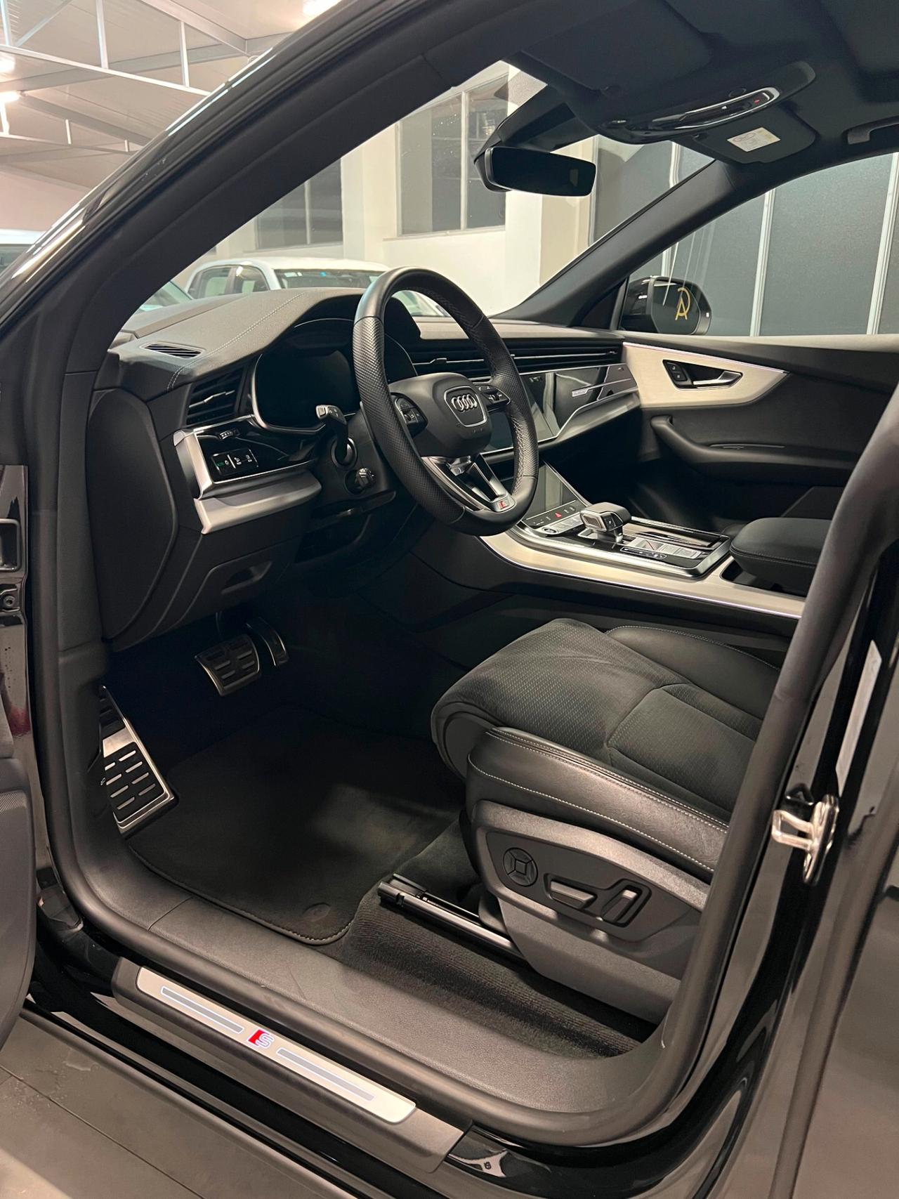 Audi Q8 SUV TDI quattro 210 kW tiptronic S line edition