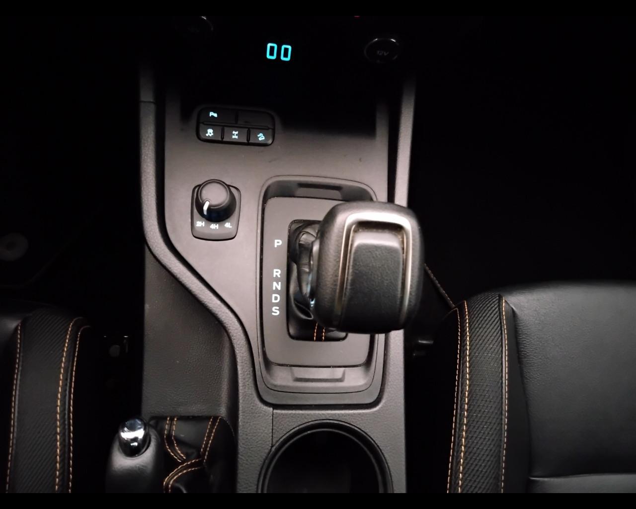 FORD Ranger VII 2019 - Ranger 2.0 ecoblue double cab Wildtrak 213cv auto