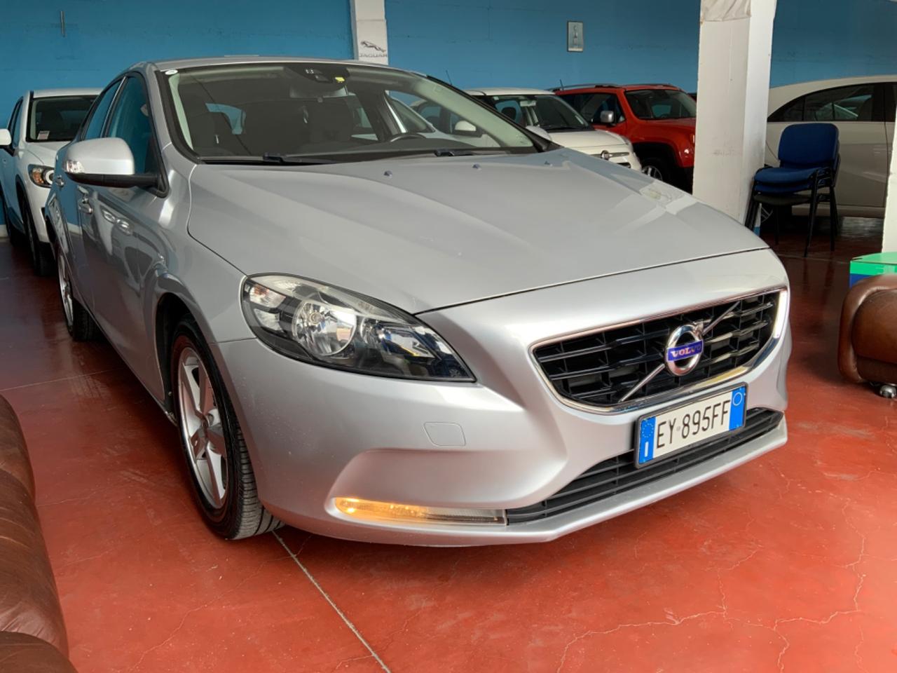 Volvo V40 D3 Momentum