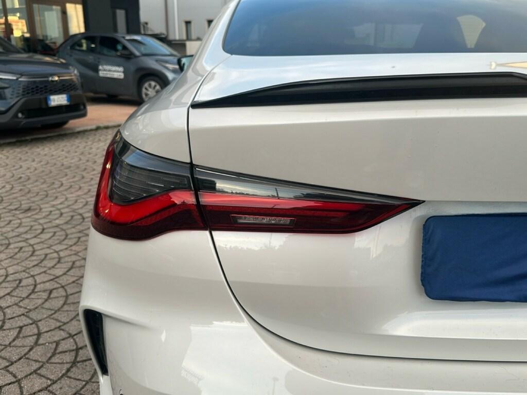 BMW Serie 4 M Coupe 440 i Mild Hybrid 48V xDrive Steptronic