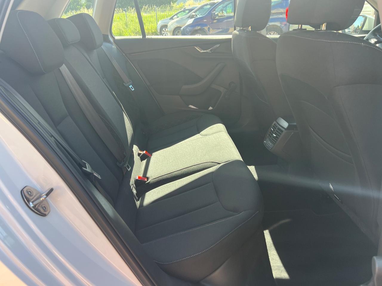 Skoda Kamiq 1.0 G-Tec Monte Carlo