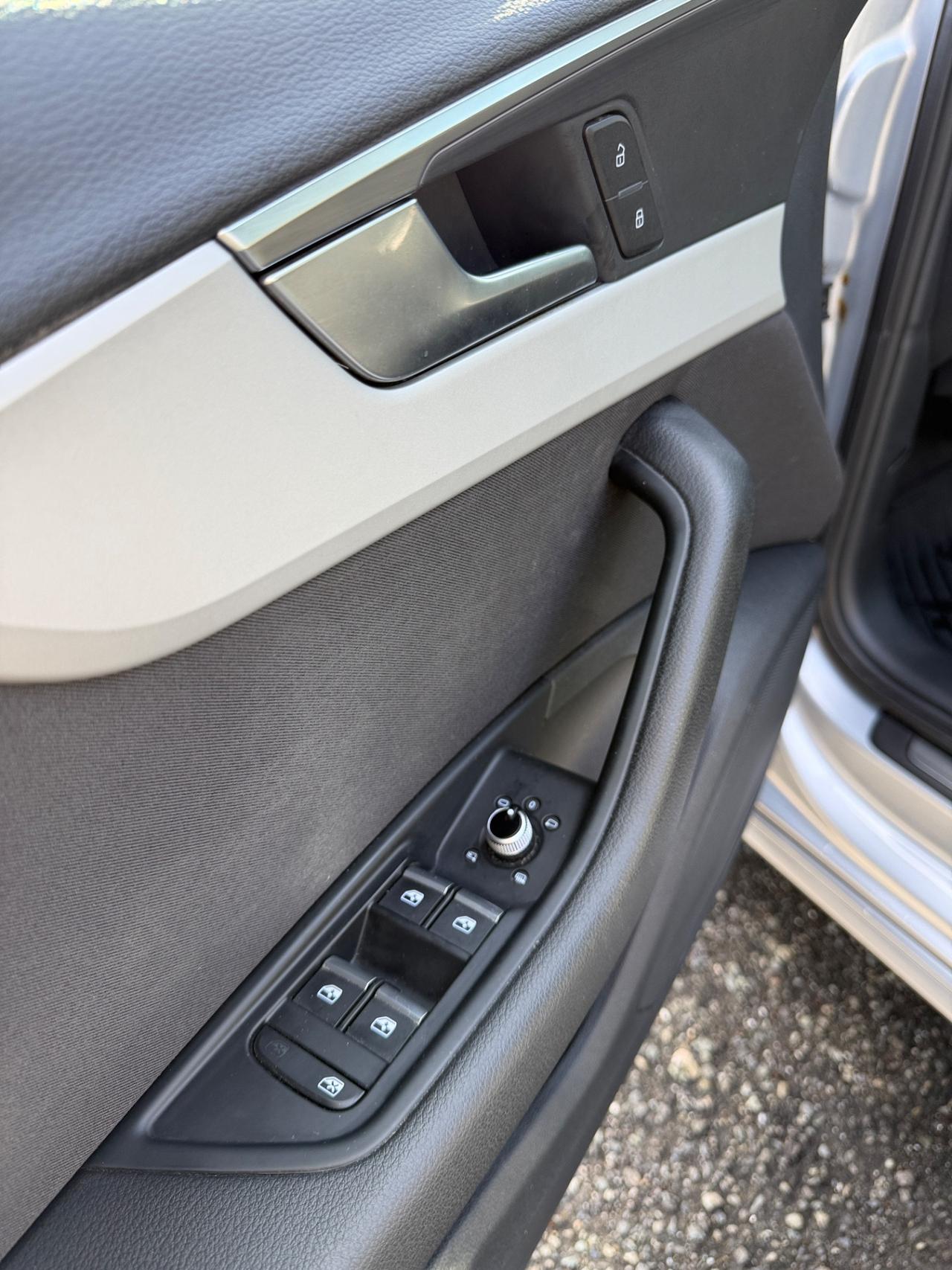 Audi A4 Avant 40 TDI S tronic line edition