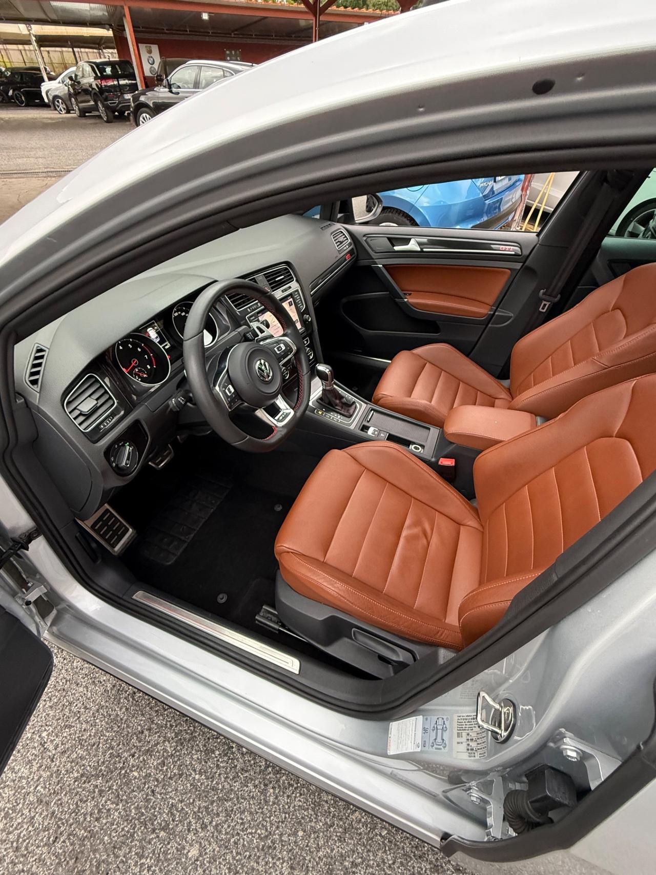 Golf GTI Performance 2.0 TSI DSG-RATE-PERMUTE-