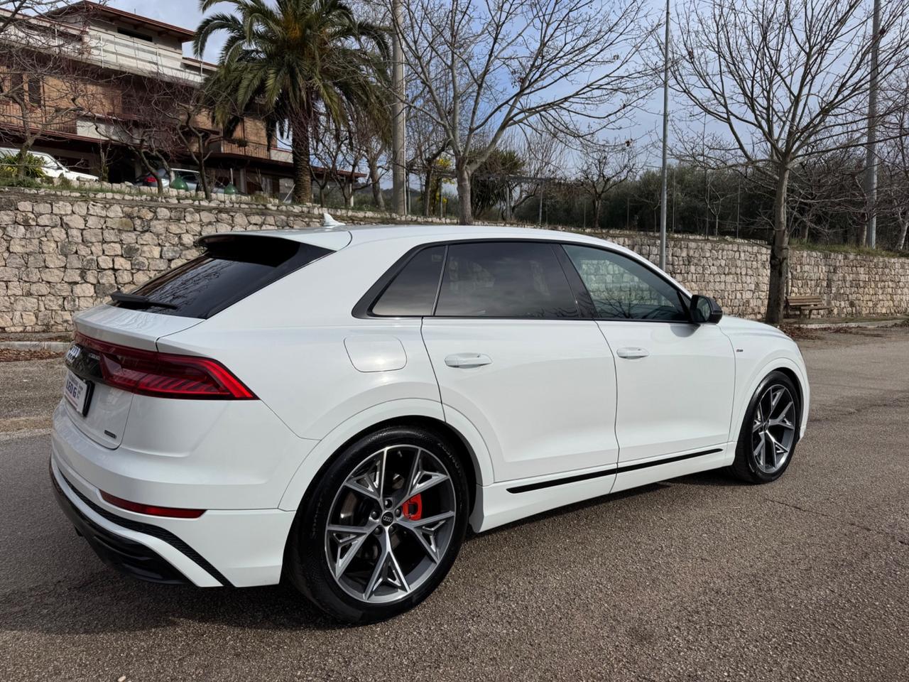 Audi Q8 50 TDI 286 CV quattro tiptronic Sport