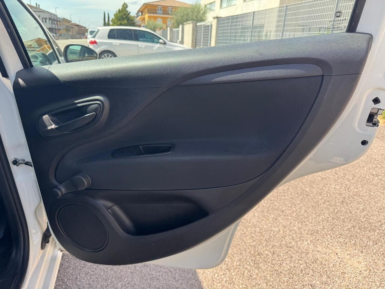 Fiat Punto 1.3 MJT 4p AUTOCARRO Van 4 posti
