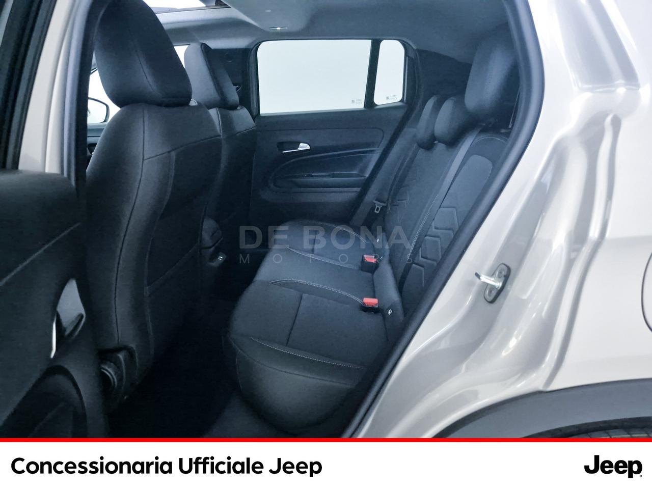 Jeep Avenger 1.2 turbo e-hybrid mhev altitude fwd 110cv edct6